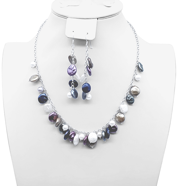 MULTICOLOR PEARL NECKLACE AND EARRING SET