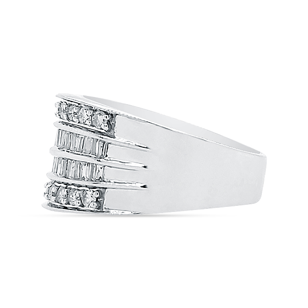 ESTATE WIDE BAND DIAMOND RING