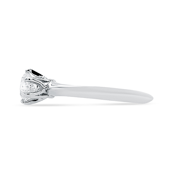 PLATINUM DIAMOND ENGAGEMENT RING