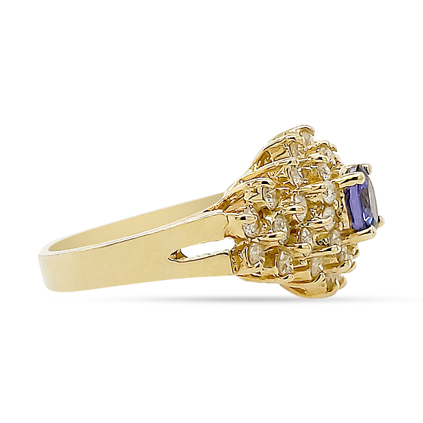 TANZANITE AND DIAMOND RING